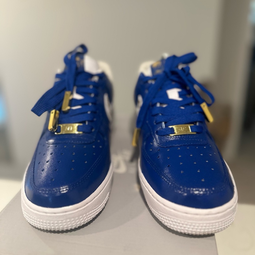 Air Force One - Customized - Picture 2 of 5